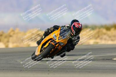 media/Jan-09-2022-SoCal Trackdays (Sun) [[2b1fec8404]]/Turn 16 (11am)/